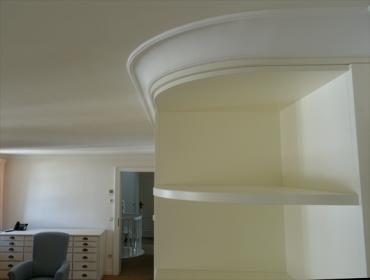 Echtstuck Gipsstuck Stuckgestaltung Deckenstuck Stuck hochwertig außergewöhnlich individuell exklusiv Luxus Christoph Bauer Kunsthandwerk speziell Qualität besondere Oberflächen Supraporte Stuckgesims Stuckateur Frankfurt Kunsthandwek Stuckarbeiten Kunst